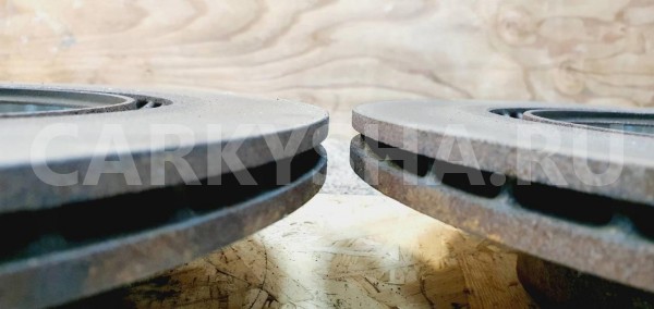 Тормозные диски зад комплект  BMW  E92 BMW 3er 