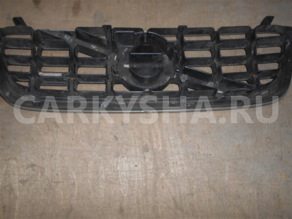 Решетка радиатора Volvo V70 2007-2013 Volvo V70 оригинальный номер 31283895
