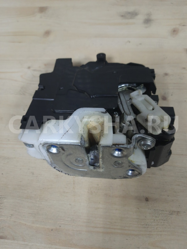 Замок двери задней левой Mitsubishi Outlander XL (CW) 2006-2012 Mitsubishi Outlander оригинальный номер 5748A275