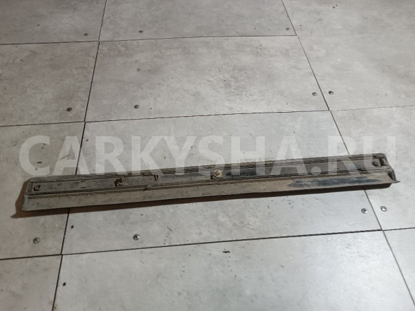 Молдинг задней правой двери Mitsubishi Diamante оригинальный номер MR169432