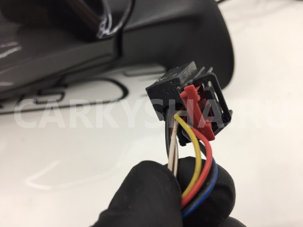 Зеркало правое Skoda Octavia A5 CAXA 2011 Skoda Octavia 