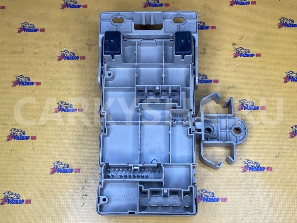 Блок предохранителей салонный Subaru Tribeca B9 WX Subaru Tribeca оригинальный номер 82290XA05A