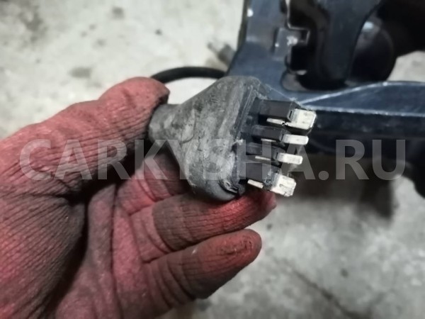 Суппорт задний левый Audi S8 D3 5.2 Audi S8 