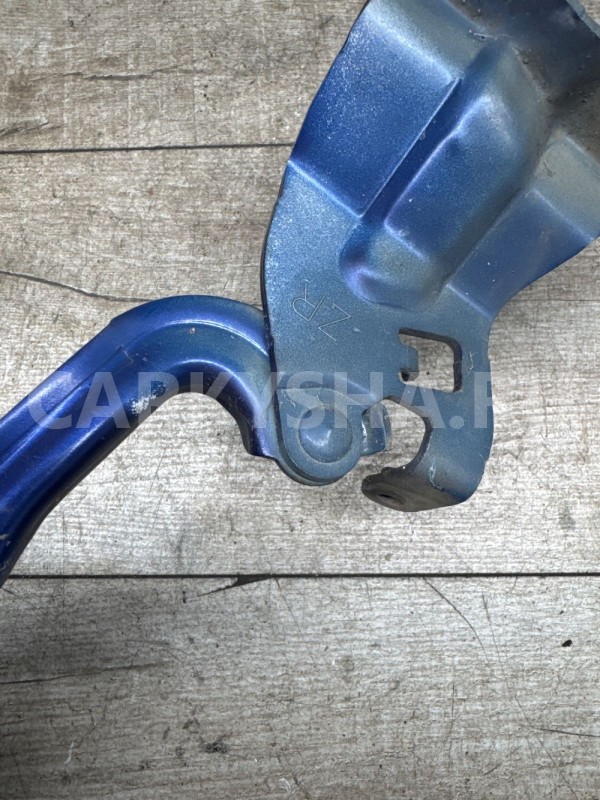 Петля капота правая Mazda 3 BL 2008-2013 Mazda 2 оригинальный номер BBM252410
