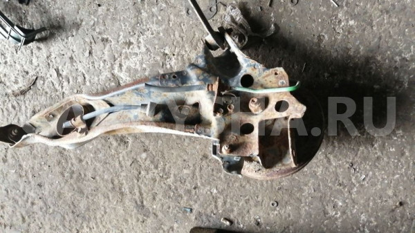 Кулак поворотный задний правый  Honda Civic V Honda Civic 
