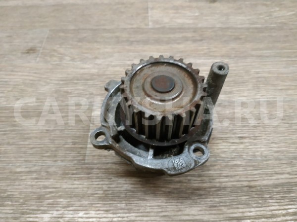 Насос водяной (помпа) Volkswagen Golf 