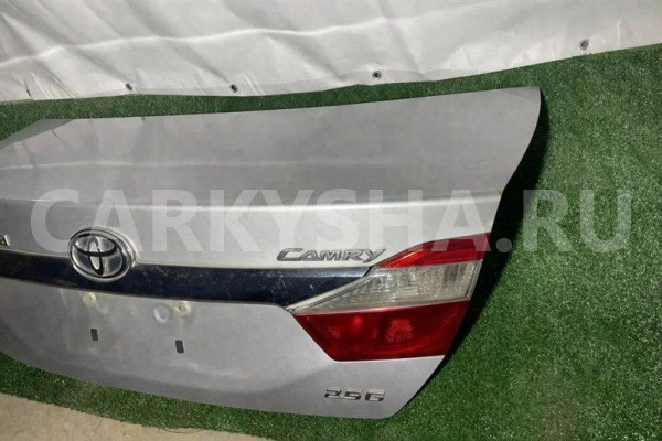 Крышка багажника Toyota Camry оригинальный номер 6440133570