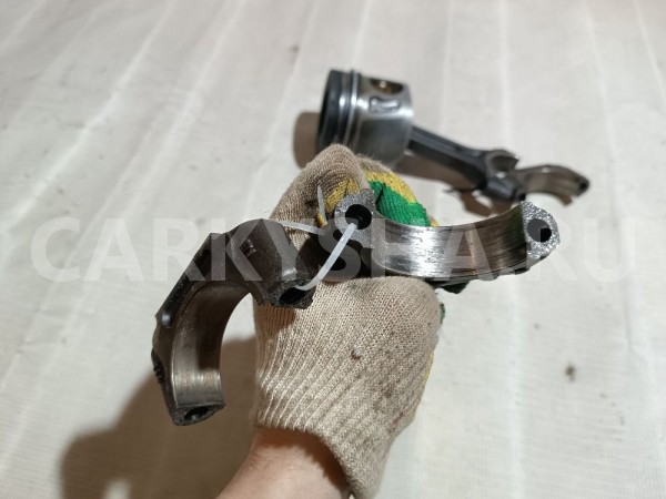 Поршень с шатуном Ssang Yong Korando 