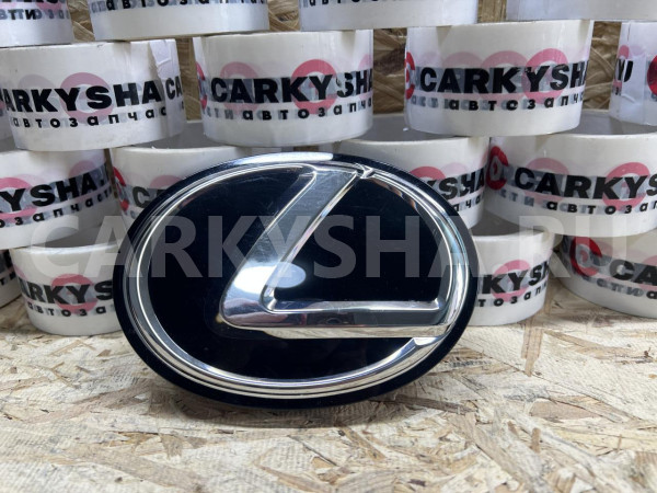 Эмблема переднего бампера Lexus RX IV Рестайлинг  оригинальный номер 90975-02108 