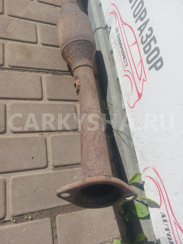 Глушитель средняя часть Toyota Avensis T250 Toyota Avensis оригинальный номер 174100D200