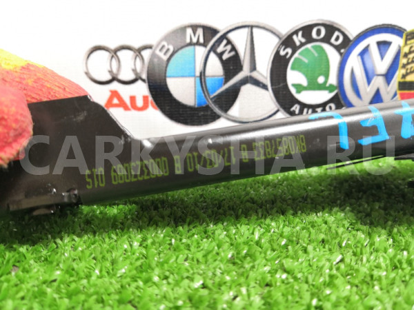 Направляющая ремня безопасности Audi A4 2010 Audi A4 