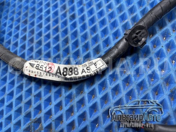 Проводка двери передней правой Mitsubishi pajero 4 Mitsubishi i оригинальный номер 8512A839