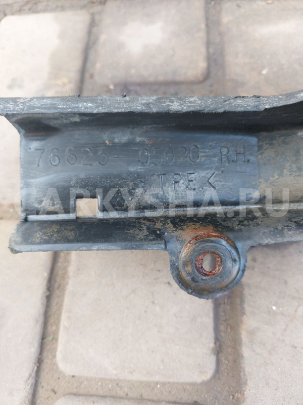 Брызговик задний правый Toyota Avensis T250 Toyota Avensis оригинальный номер 7662505020