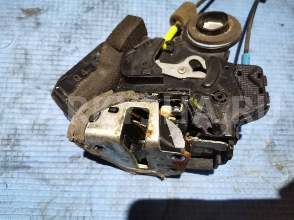 Замок задней левой двери Lexus IS Lexus IS оригинальный номер 69060-53051