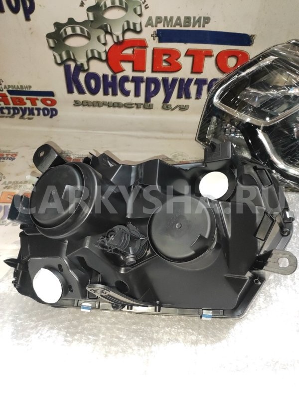 Фара Renault Duster 