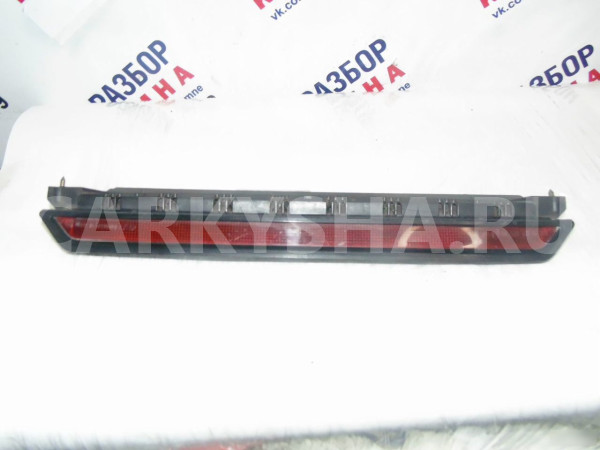 Стоп-сигнал VW Passat B5 3B9945097A Volkswagen Passat оригинальный номер 3B9945121A
