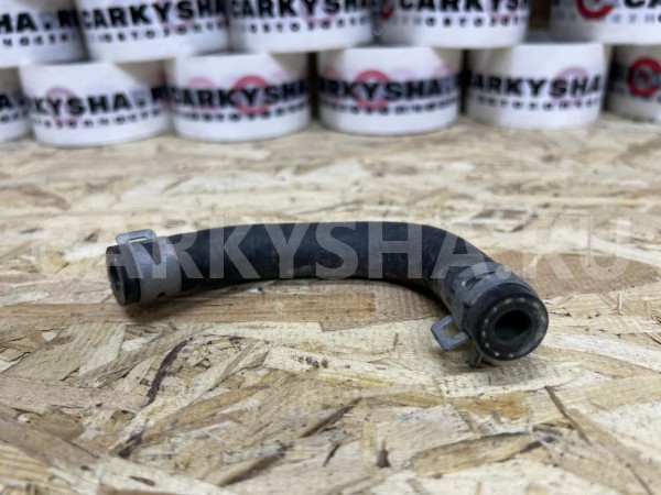 Шланг (патрубок) Toyota Hilux VIII Рестайлинг – пикап двойная кабина оригинальный номер 44772-KK070