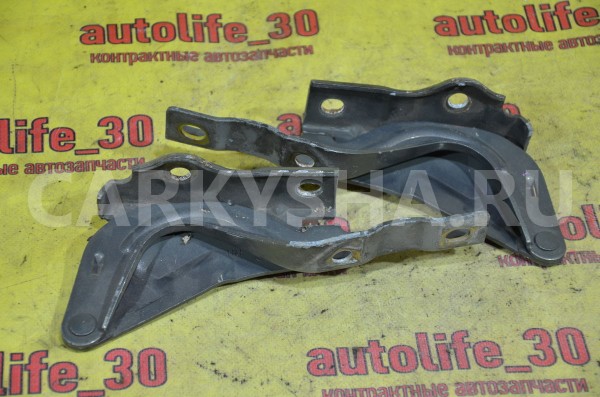 Петля капота Hyundai Santa Fe 