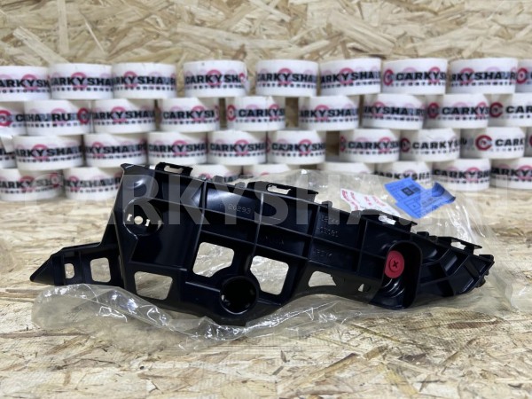 Крепление переднего бампера левое Toyota Highlander III (U50) оригинальный номер 52146-0E080