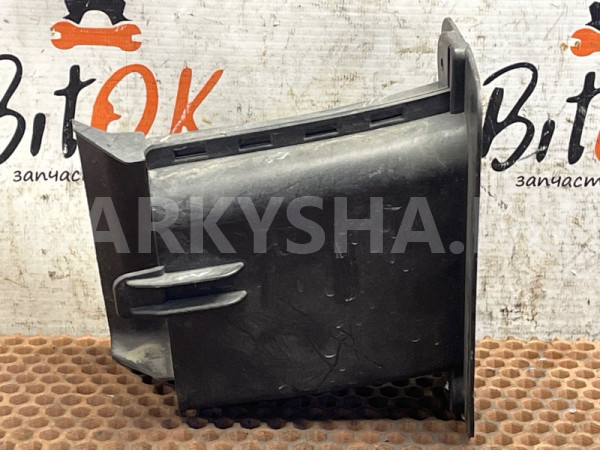 Воздуховод тормозов BMW 5er оригинальный номер 51 75 7 185 168, 51 75 7 185 168, 51757185168, 7185168