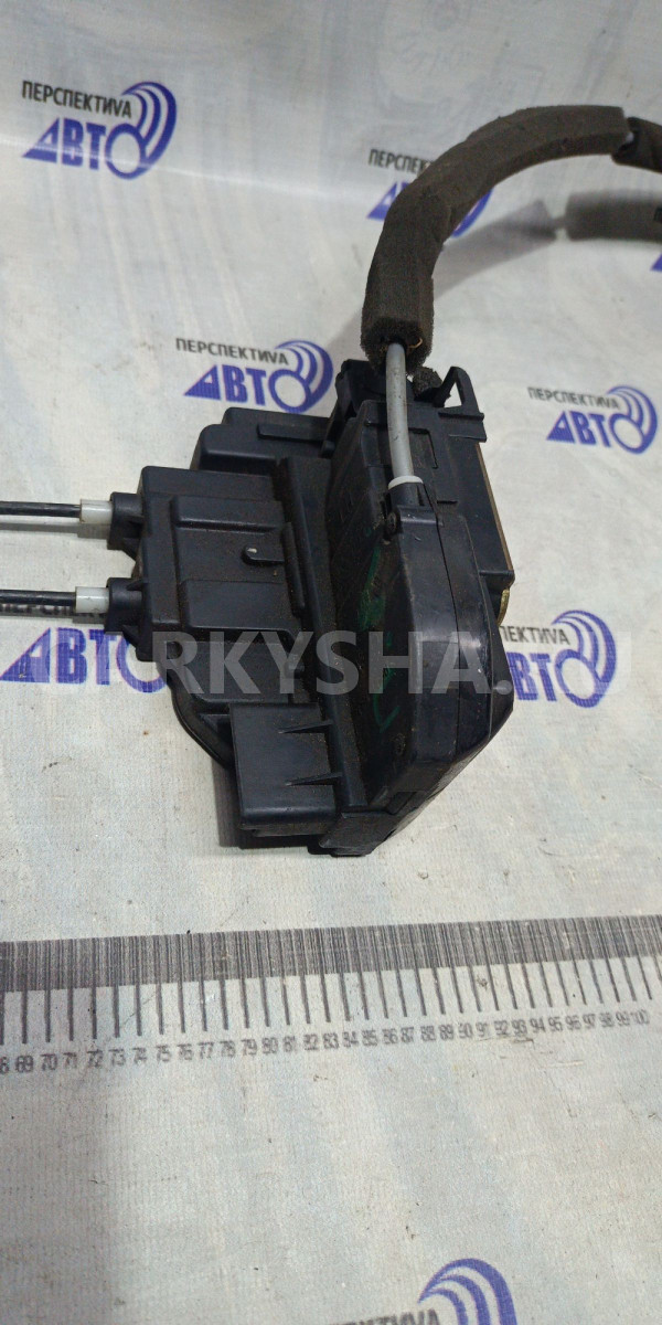 Замок двери передний левый Fiat Albea M 13 2007 Fiat Albea оригинальный номер 46847041