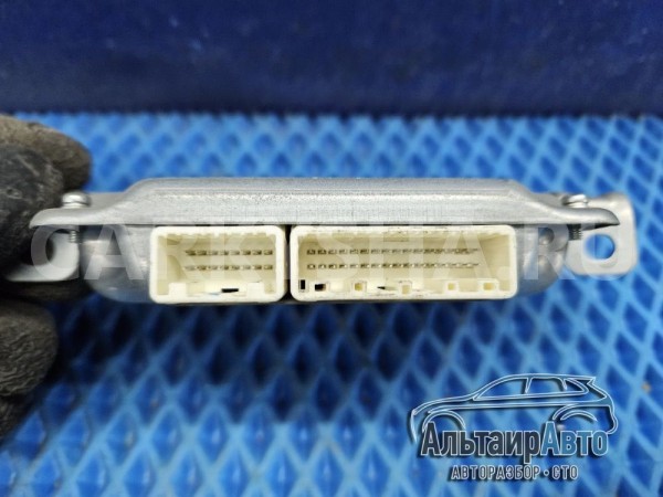 Блок управления раздаточной коробкой Pajero 4 2015 Mitsubishi i оригинальный номер 8631A706