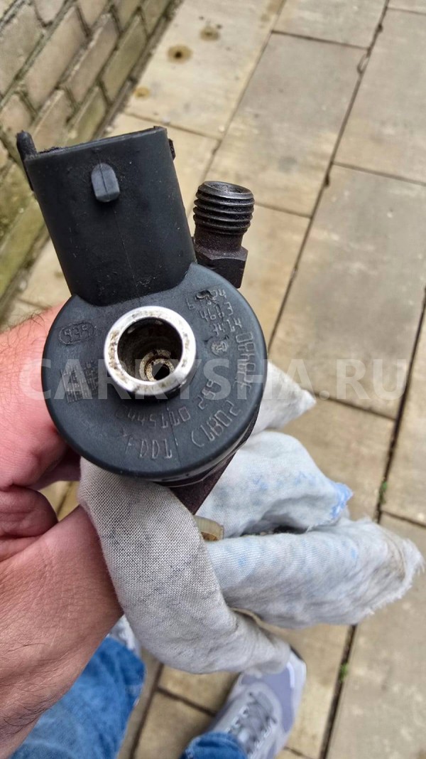 Название детали Форсунка топливная Модель Peugeot 207 Peugeot 207 оригинальный номер 1980 J3