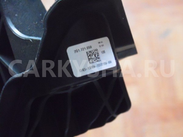 Педаль сцепления Skoda Rapid I рестайлинг (2017—2020) Skoda Rapid оригинальный номер 6R1721321E