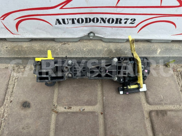 Ручка задней левой двери Toyota Avensis T270 Toyota Avensis оригинальный номер 6921105918