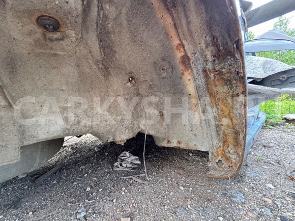 Задняя правая четверть Logan 1 Renault 15 оригинальный номер 774208054R