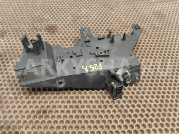 Кронштейн проводки двигателя BMW X3 