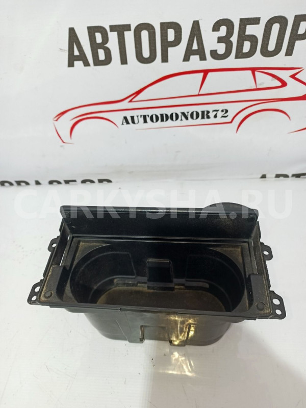 Подстаканник Mazda 3 BL Mazda 2 оригинальный номер bbp364361