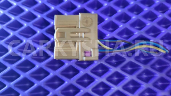Разъем 1J0937731 VAG Audi 200 оригинальный номер 1J0937731