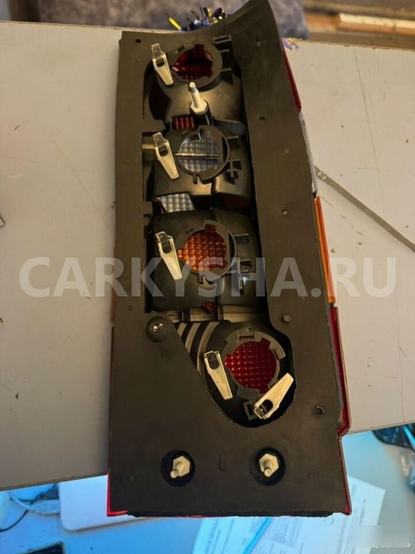 Фонарь задний Volvo 740 Volvo 740 