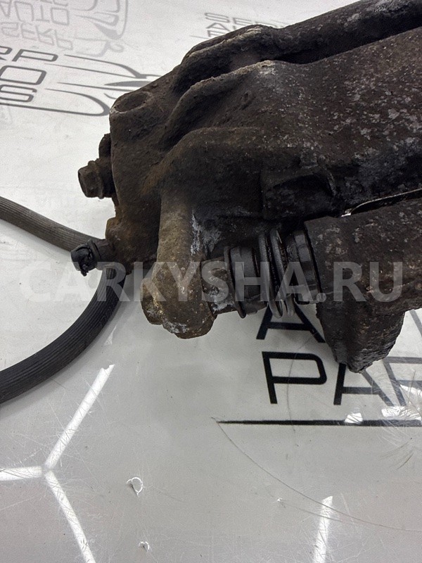 Суппорт передний правый Nissan Note E11 1.6 HR16DE Nissan Note 