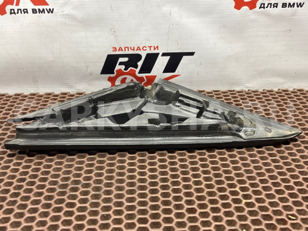 Уплотнитель зеркала BMW X1 оригинальный номер 51 33 7 241 207, 51 33 7 241 207, 51337241207, 7241207