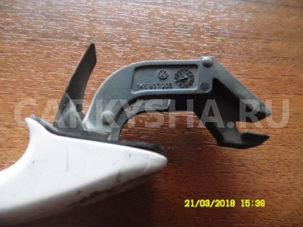 Ручка двери наружная Volkswagen Golf Plus II (2009—2014) Volkswagen Golf Plus 