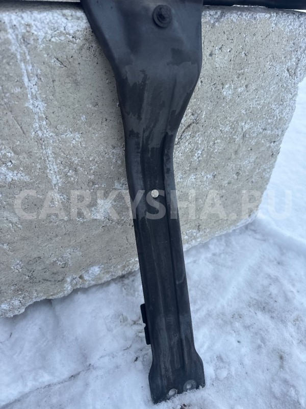 Рамка радиатора SsangYong Actyon 2 Верхняя рест Ssang Yong Actyon оригинальный номер 5713134000