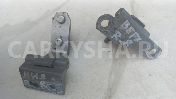 Петля двери задней правой нижняя Lexus GS 300/400/430 (1998-2004) Lexus GS 