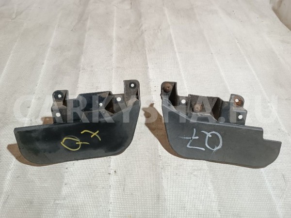 Брызговики задние Audi 200 