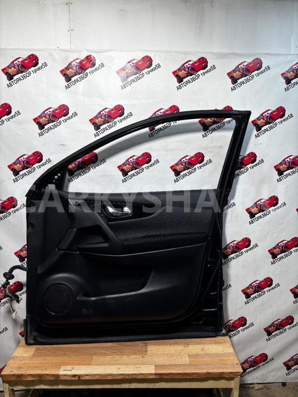 дверь передняя правая Nissan Qashqai оригинальный номер H01004EAAA