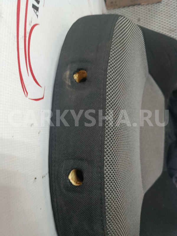 Обшивка спинки правого сиденья Hyundai Solaris Hyundai Solaris оригинальный номер 884004L110N2E