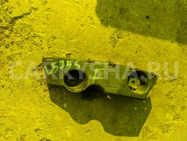 Крепление бампера Daihatsu Move 