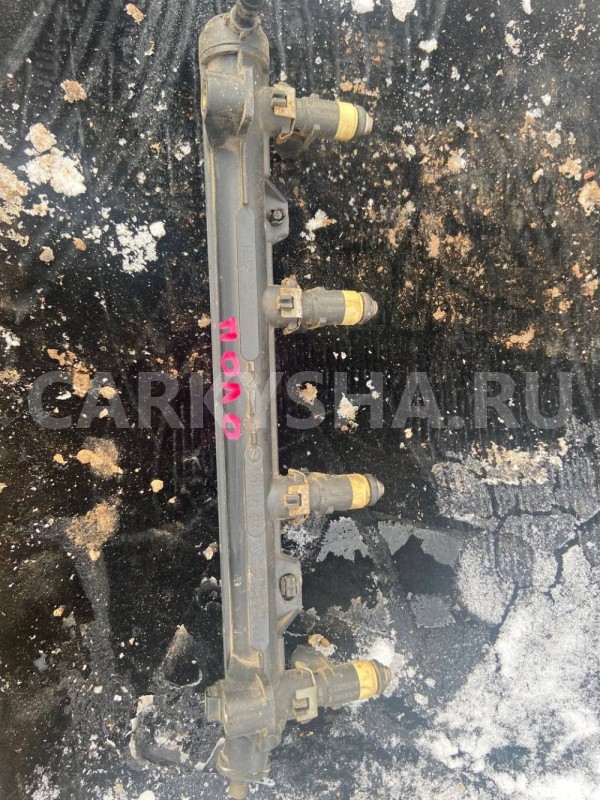 Топливная рампа с форсунками Volkswagen Polo IV (2001—2005) Volkswagen Polo оригинальный номер 03D133329A