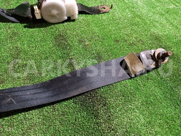 Ремень безопасности передний правый Nissan Cefiro 