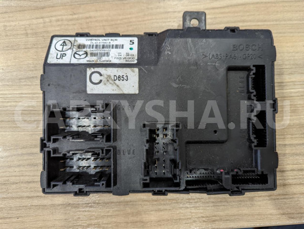 Блок efi Mazda Demio оригинальный номер DL4067560B