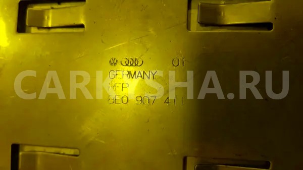 Блок efi Audi A4 