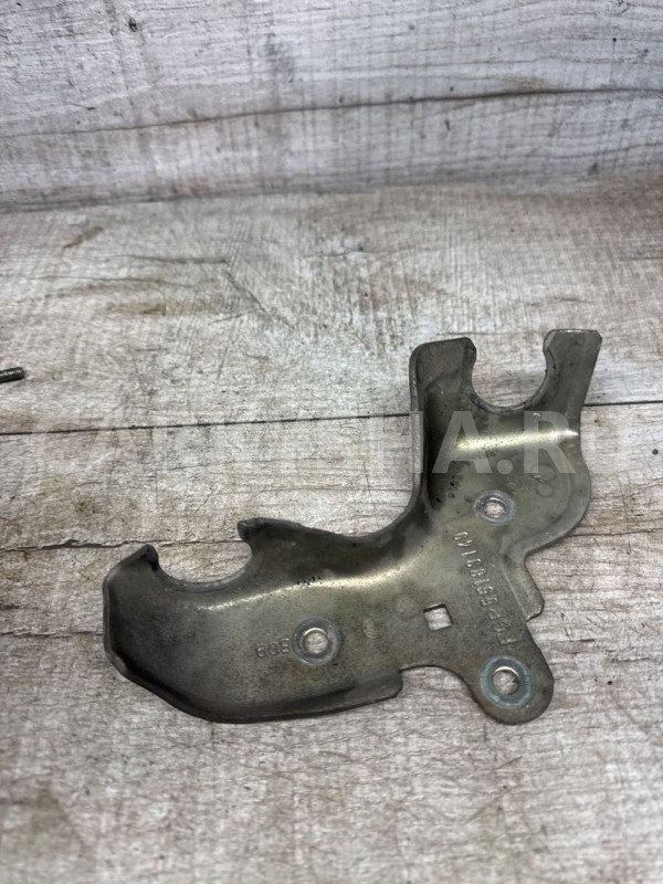 Кронштейн крепления троса КПП Fiat 55183149 1.4 Fiat Punto оригинальный номер 55183149