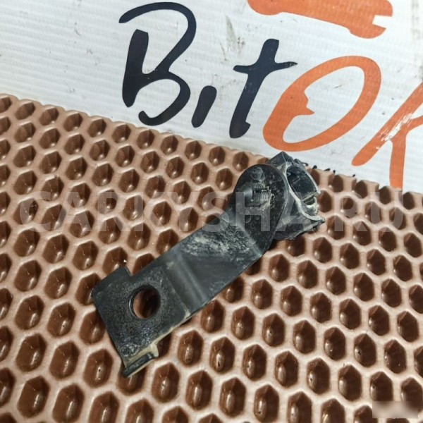 Кронштейн трубки охлаждения BMW 3er 