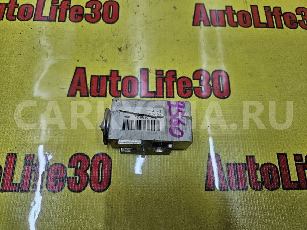 Клапан кондиционера Renault Duster оригинальный номер 52399690